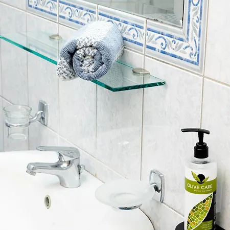 Konstantinos & I מלון דירות