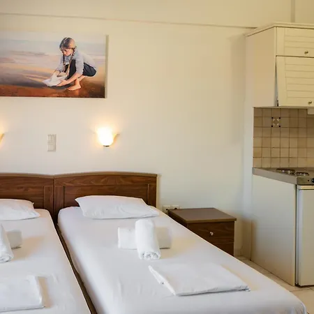 Konstantinos & I Lägenhetshotell 4*