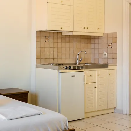 Konstantinos & I Lägenhetshotell