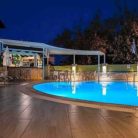 Konstantinos & I Aparthotel 3*