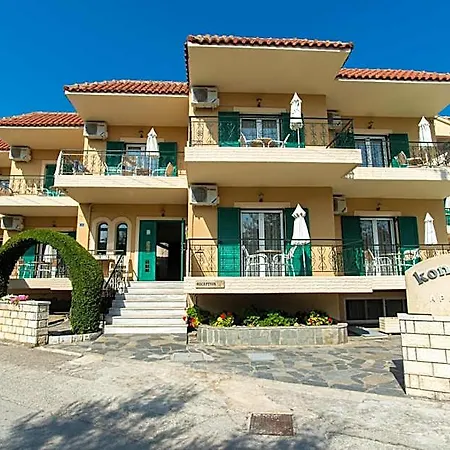 Konstantinos & I Aparthotel 3*